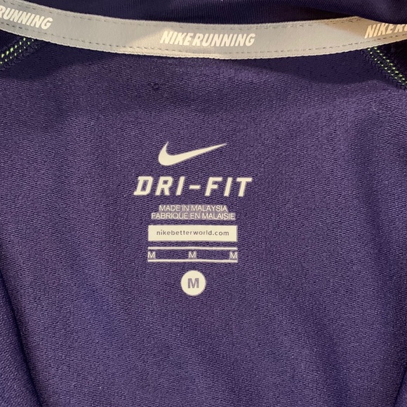 Matching Nike Running Jacket + Shorts - Picture 6 of 12